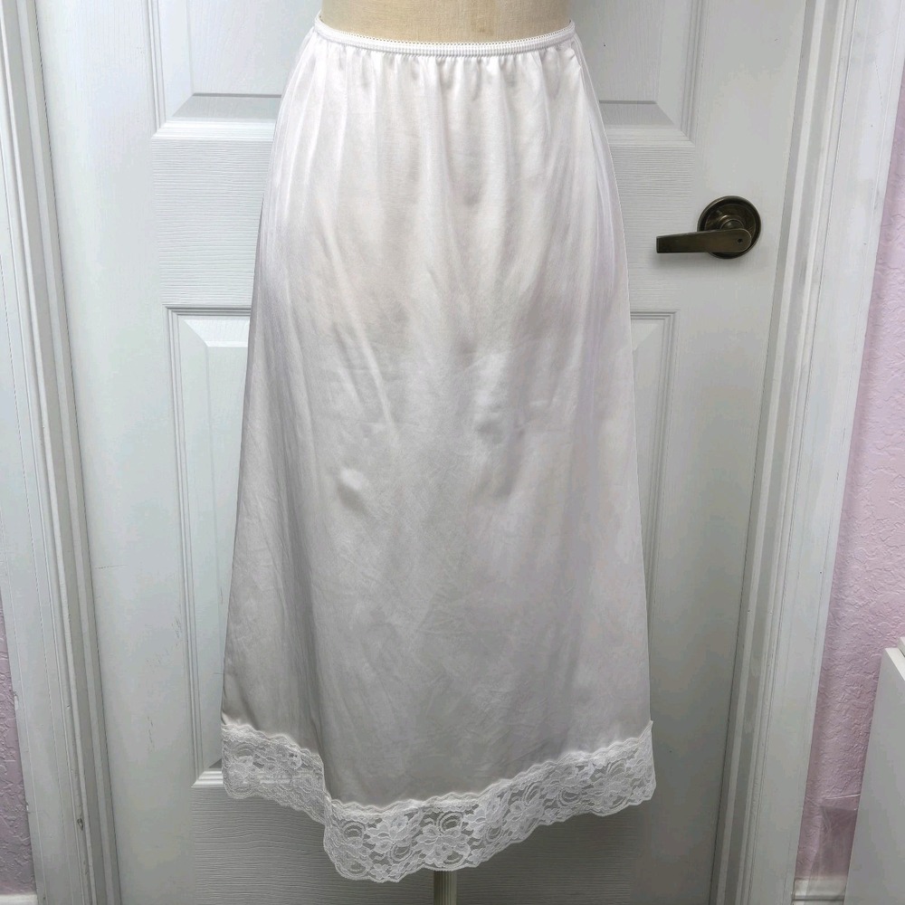 Wondermaid Vintage Half Slip Size M Nylon With‎ Lace Trim USA Lingerie